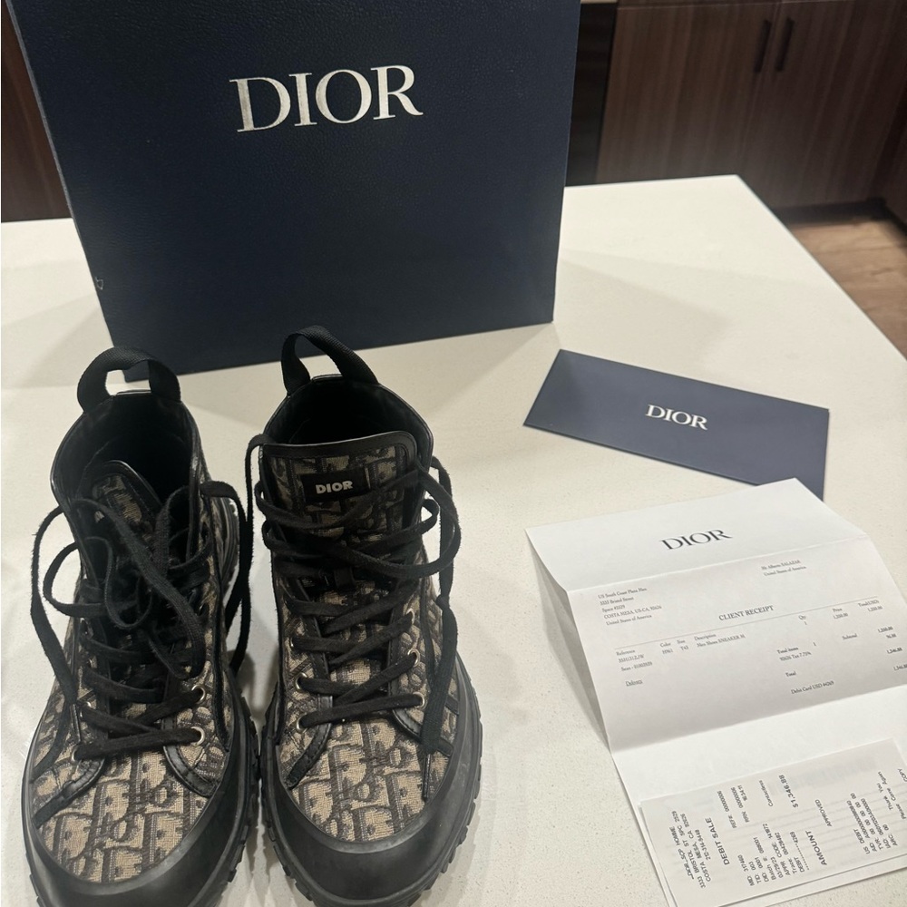 Dior B28